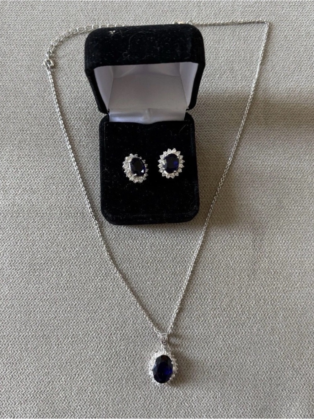 Avon Silver Tone Blue Sapphire Color Halo Necklace & Earrings Set
